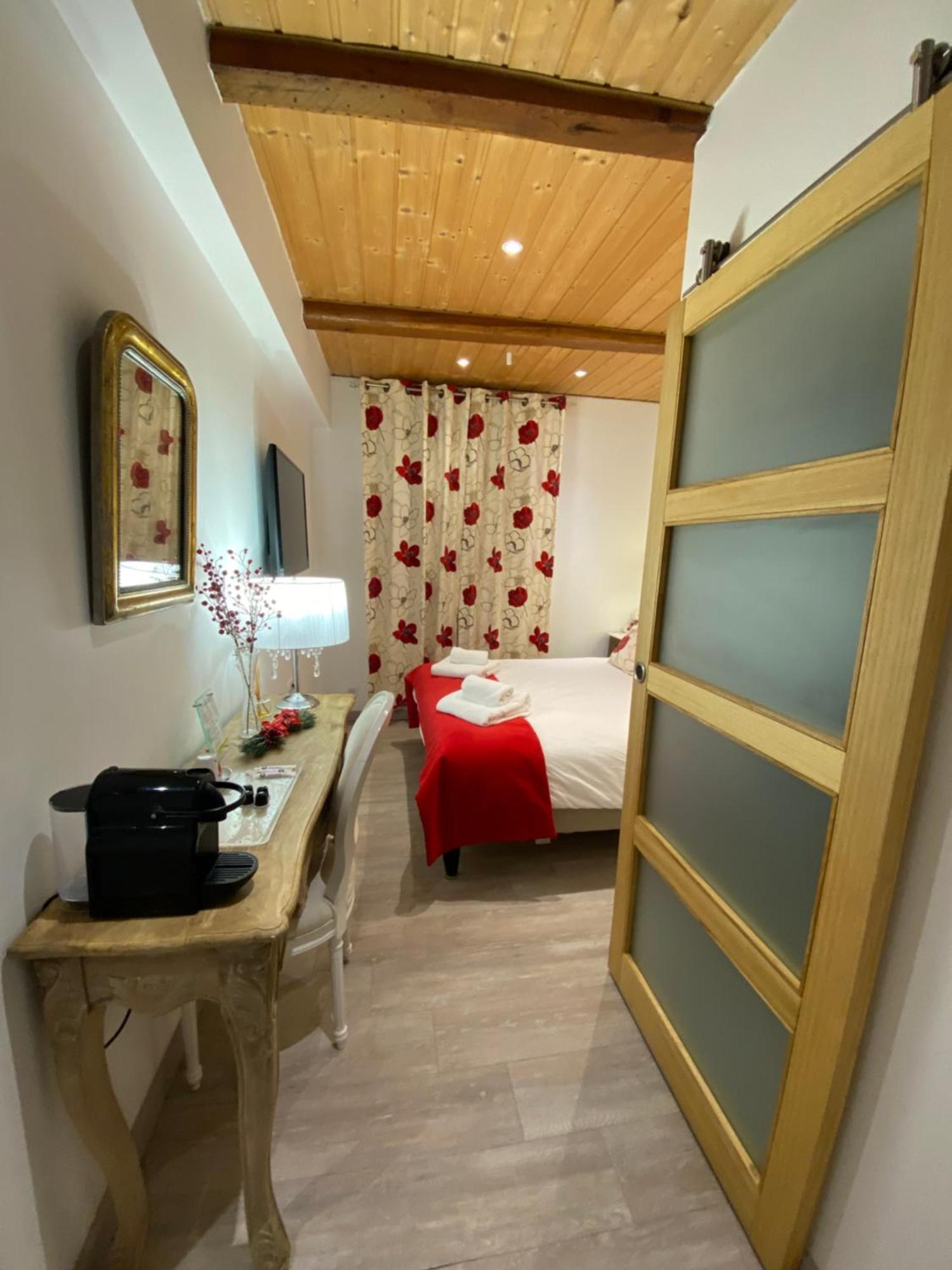 Relais Des Alpes Hotel Guillaumes Exterior foto